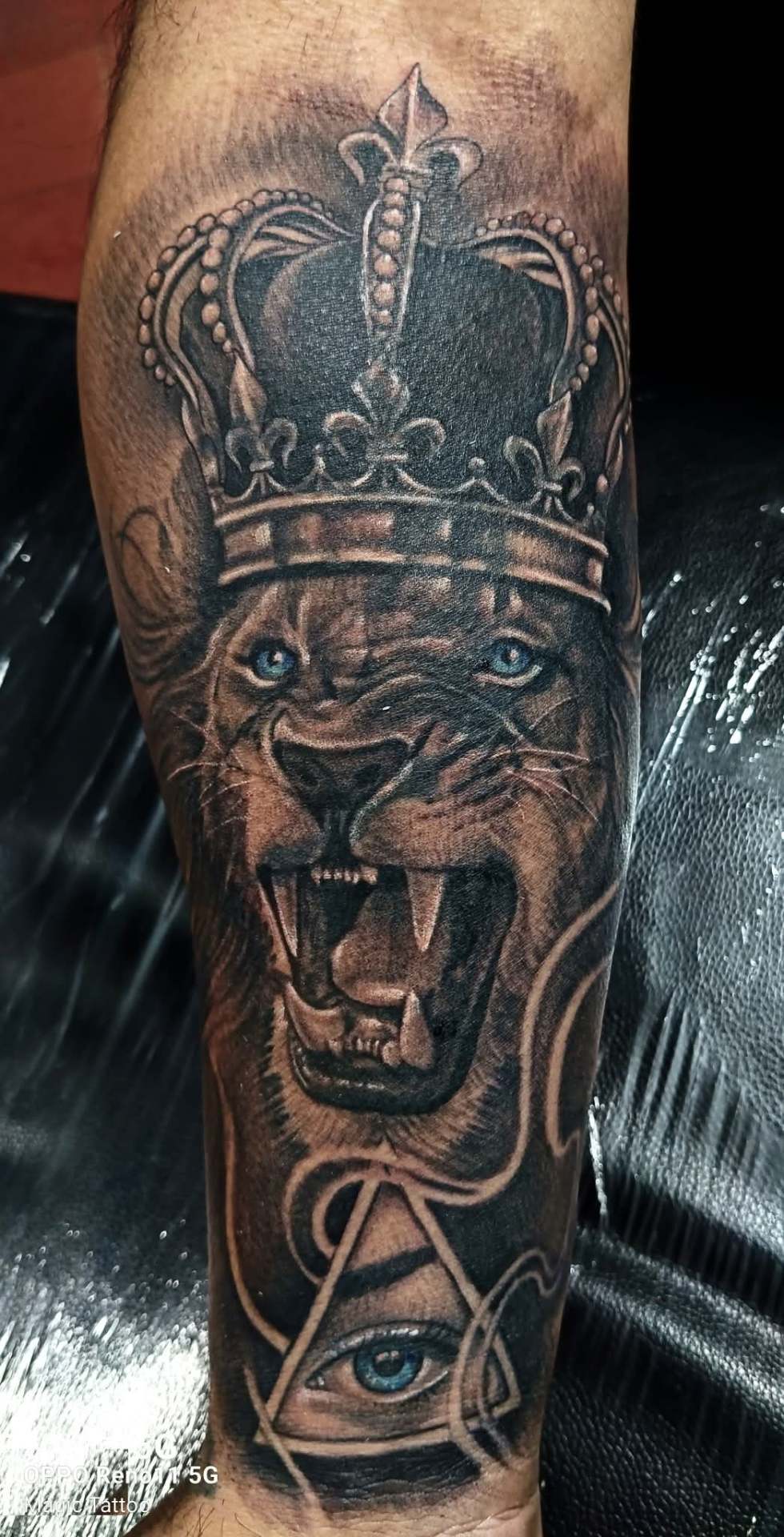 León Coronado — Blackwork